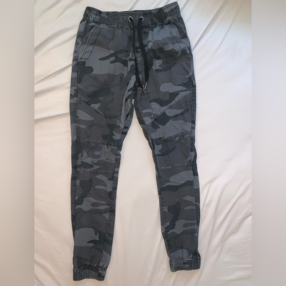 CSG Camo Cargo Joggers - Picture 2 of 4